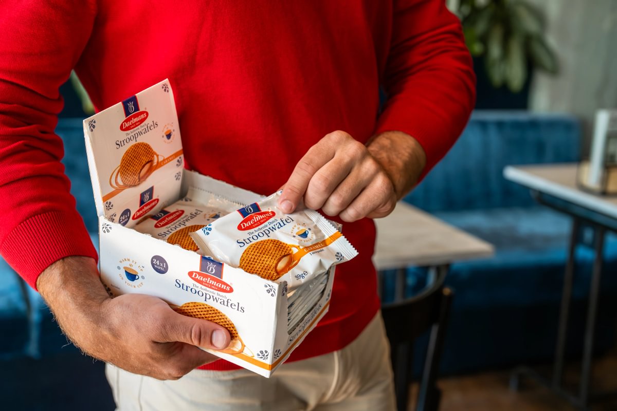 キャラメル タムロン Delicious Jumbo Caramel Stroopwafels - Perfect for 'On the Go' - 24x1